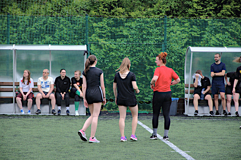  ◳ fotbal_3 (jpg) → (originál)