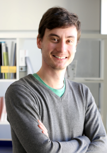  ◳ Dr.Sommer (png) → (šířka 215px)